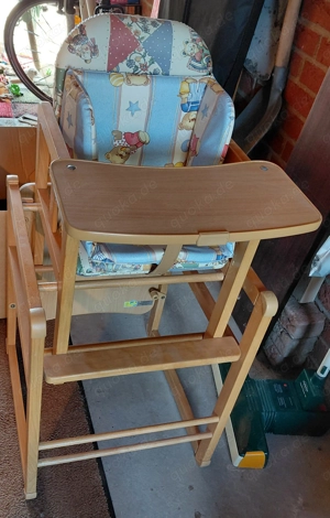 Hoz Hochstuhl für Kinder + Teppich Reiniger Bild 2 Hoz Hochstuhl für Kinder + Teppich Reiniger Bild 2