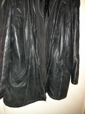 Schwarze Herren-Lederjacke in Größe 60 Bild 4