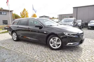 Opel Insignia B Sports Tourer Dynamic /TÜV/AU NEU/LED Bild 3
