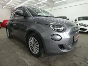 Fiat 500e 500 e Action 23,8kwh*LED*KLIMA*USB*LED*BLUETOOTH