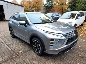 Mitsubishi Eclipse Cross Plus Select Black Hybrid 4WD Hybr.
