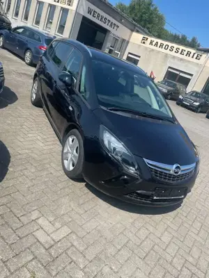 Opel Zafira Tourer Edition