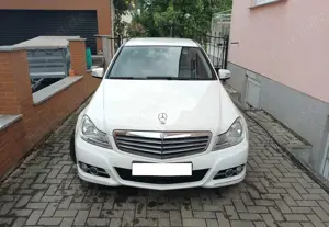 Mercedes-Benz C 220 C 220 CDI DPF (BlueEFFICIENCY) 7G-TRONIC Elegance