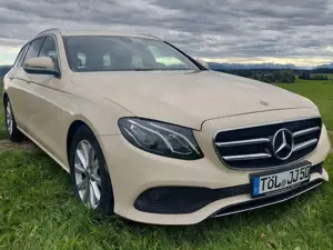 Mercedes-Benz E 200 E 200 d T 9G-TRONIC