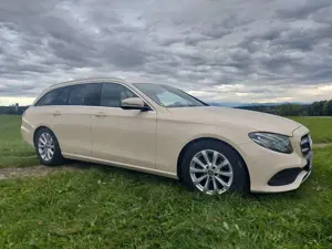 Mercedes-Benz E 200 E 200 d T 9G-TRONIC Bild 5