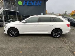 Skoda Superb Combi 2.0 TDI DSG APP LED AHK Bild 5