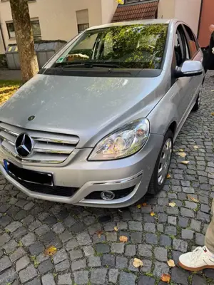 Mercedes-Benz B 200 B 200 Autotronic