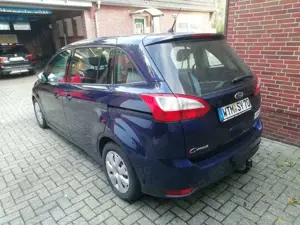 Ford Grand C-Max 1.6 TDCi Trend DPF /Met./Klima/Schiebetüren/AHK Bild 3