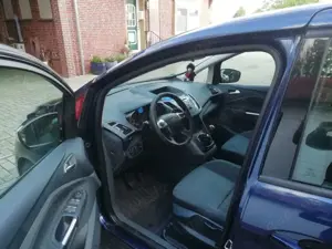 Ford Grand C-Max 1.6 TDCi Trend DPF /Met./Klima/Schiebetüren/AHK Bild 5