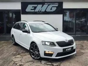 Skoda Octavia Combi RS 2.0 TFSI Black Design*LEDER*SHZ*