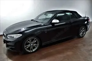 BMW 235 i Cabrio Leder/Xenon/Harman/6-Gang Bild 4