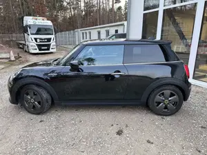 MINI Cooper SE Mini Cooper SE Essential Trim Bild 5
