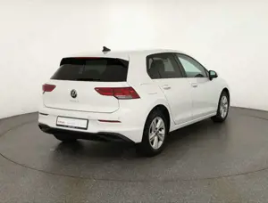 Volkswagen Golf VIII 1.0 TSI LED App-Connect Sitzheizung Bild 5
