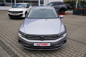 Volkswagen Passat Variant 2.0 TDI 4Motion HarmanKardon DCC Bild 3