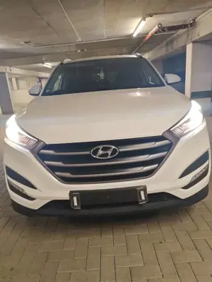 Hyundai TUCSON Tucson blue 1.6 GDi 2WD Classic