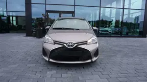 Toyota Yaris AUTOMATIK+NAVIGATION+KAMERA+TEMPOMAT Comfort