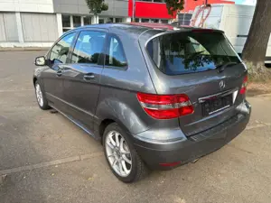 Mercedes-Benz B 170 B -Klasse B 170 Sport Paket Bild 2