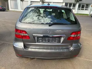 Mercedes-Benz B 170 B -Klasse B 170 Sport Paket Bild 3