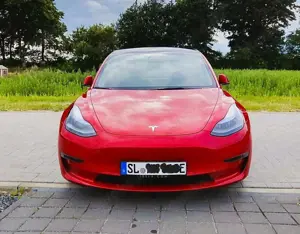 Tesla Model 3 Model 3 Langstreckenbatt. Allradantrieb Dual Motor Bild 2