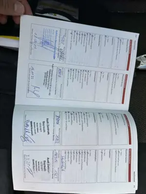 Audi Q3 2.0 TFSI quattro S tronic Bild 3