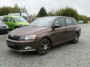 Skoda Fabia Combi Ambition*SHZG*Klima*8Fach*PDC*
