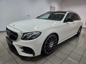 Mercedes-Benz E 350 d AMG Multibeam Night Luft Panorama Burmester 20"