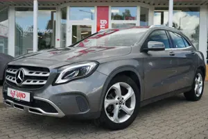 Mercedes-Benz GLA 200 Urban LED Klima Navi Tempomat Kamera PDC