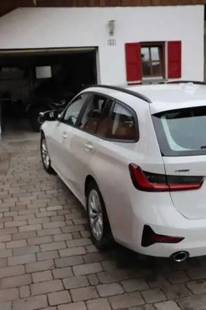 BMW 320 320E XDrive Hybrid Touring Aut. Advantage