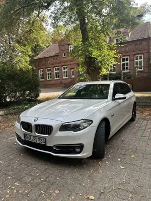 BMW 520 520d xDrive Touring Aut. Luxury Line