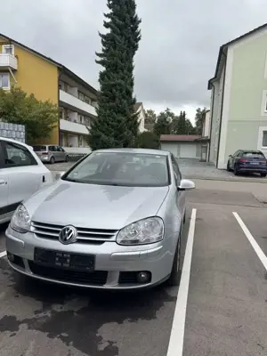 Volkswagen Golf 5 1.6 Automatik Trendline