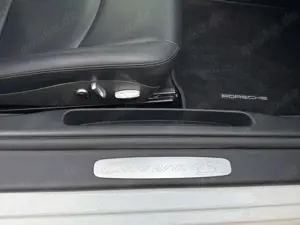Porsche 997 Carrera 4S Coupe PDK  Sportabgasanlage BOSE Sound Bild 5