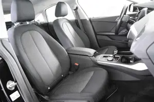 BMW Others 218i Gran Coupé *1.Hand*Navi*Carplay*DAB* Bild 3