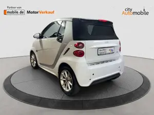 smart forTwo cabrio mhd 52kW/ Bild 3