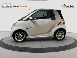 smart forTwo cabrio mhd 52kW/ Bild 2