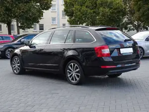 Skoda Octavia Combi 1.4 TSI Bi-Xenon Navi Tempomat DAB Bild 3 Skoda Octavia Combi 1.4 TSI Bi-Xenon Navi Tempomat DAB Bild 3