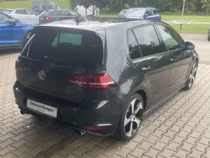Volkswagen Golf GTI Golf VII 5-Türer BlueMotion Technology Bild 4 Volkswagen Golf GTI Golf VII 5-Türer BlueMotion Technology Bild 4