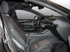 Mazda 3 SKYACTIV-G M-Hybrid LED NAVI SHZ KAMERA BT Bild 4 Mazda 3 SKYACTIV-G M-Hybrid LED NAVI SHZ KAMERA BT Bild 4