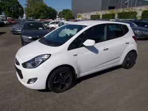 Hyundai iX20 1.4, Klima, Alufelgen, zus. Winterräder