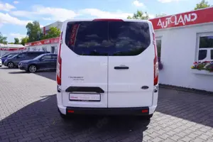Ford Transit Custom 2.0 TDCi L2 9-Sitze WP Navi Kamera Bild 4
