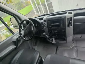 Mercedes-Benz Sprinter 210 CDI 906.613 WORKER Bild 5