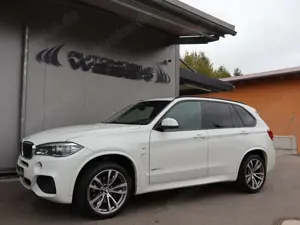 BMW X5 xDrive30d Sport-Aut. *M-SPORTPAKET*LEDER*NAVI*AHK*