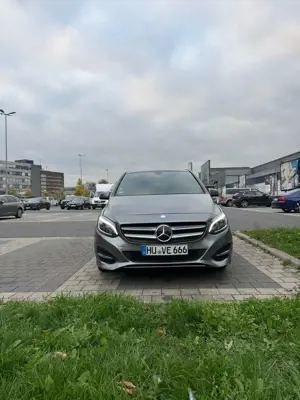 Mercedes-Benz B 180 CDI (BlueEFFICIENCY) 7G-DCT