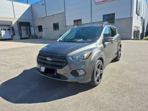 Ford Kuga 1.5 EcoBoost 4x4 Aut. ST-Line