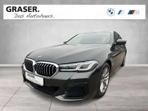 BMW 530 d xDrive Limousine M Sportpaket Head-Up HiFi
