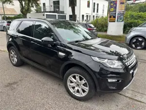 Land Rover Discovery Sport TD4 Aut. HSE 7-Sitze Glasdach AHK 8-fach bereift