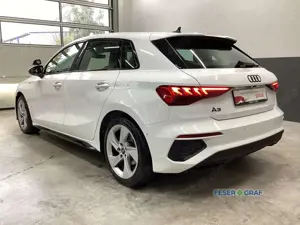 Audi A3 S line 35 TFSI S tronic LED Navi RFK Bild 4