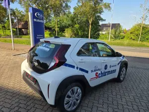 Toyota Others Aygo (X) Bisiness Edition 1.0 VVT Bild 4