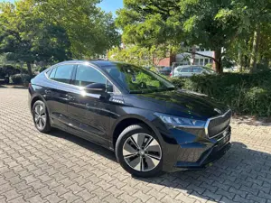 Skoda Enyaq Coupé 80 x Suite Leder Panorama Bild 2