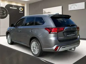Mitsubishi Outlander PHEV Basis Spirit 4WD Kamera SHZ Navi Bild 5