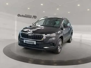 Skoda Karoq 1.5 TSI Tour AHK KeyLess RFK 4xSHZ el.Heck